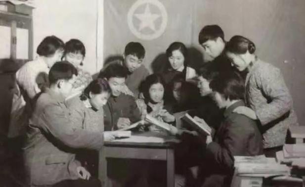 共產(chǎn)主義青年團.png 共產(chǎn)主義青年團.png