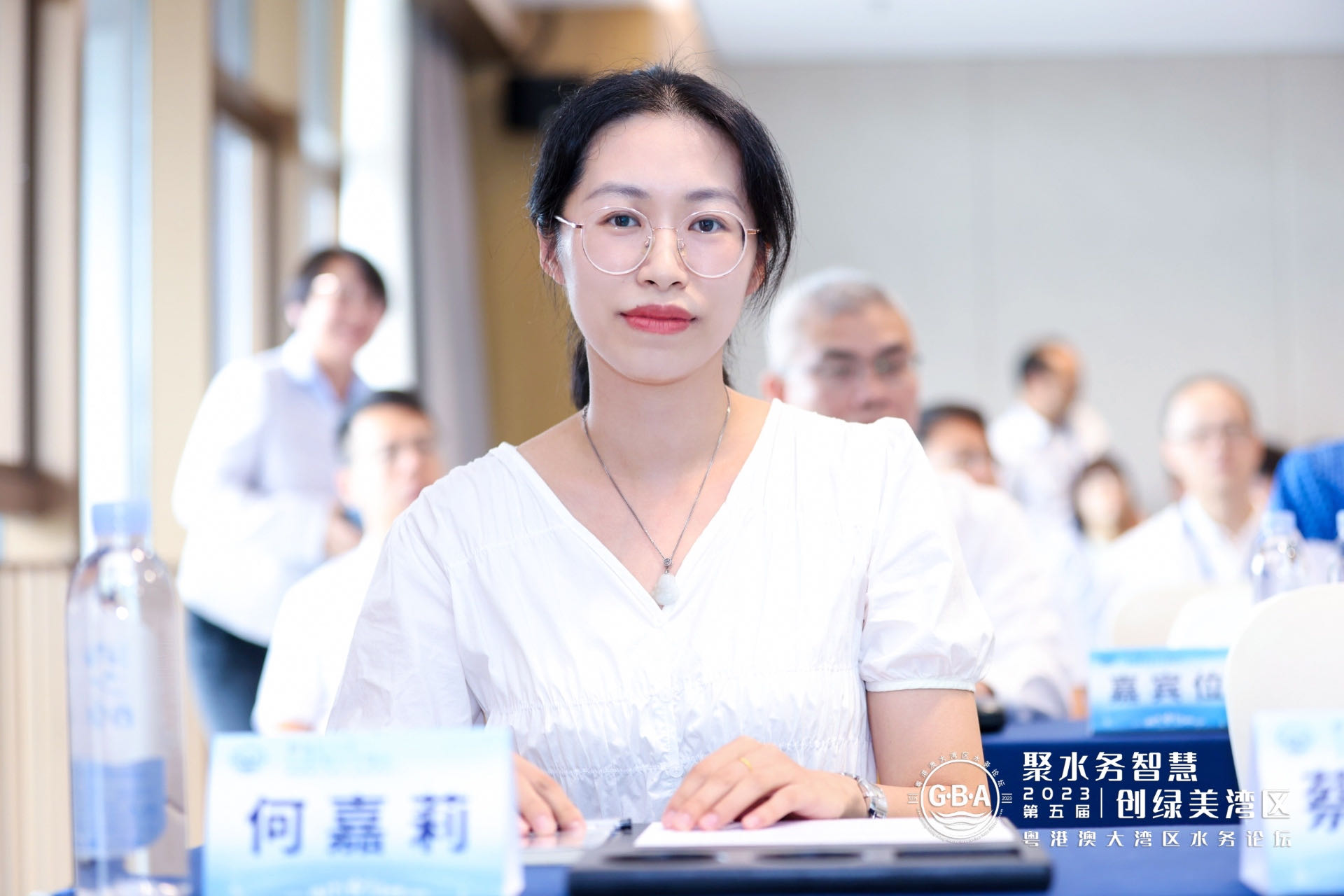 何嘉莉A面.jpg 何嘉莉A面.jpg